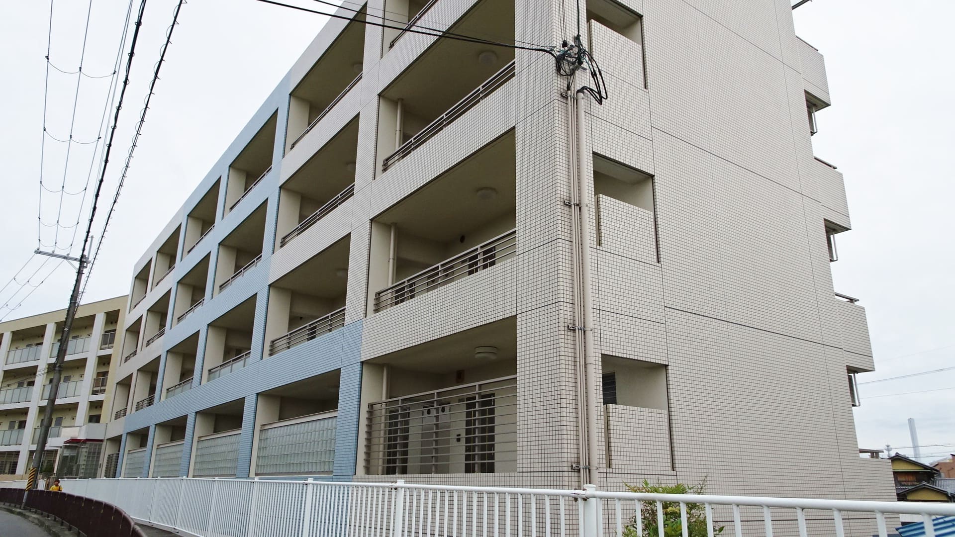 ジュネス別府（摂津市）