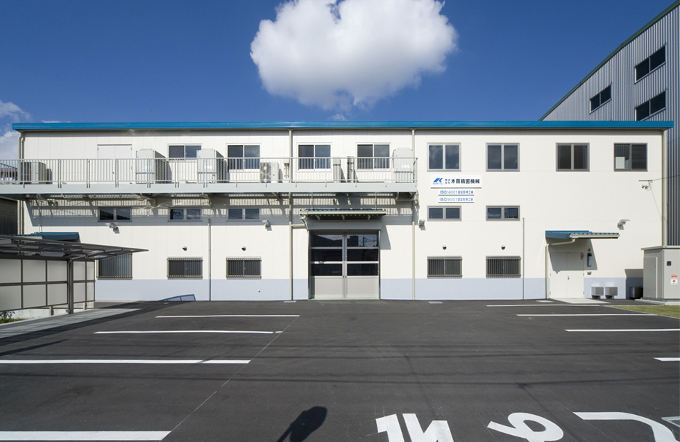 T工場（精密機械工作所）