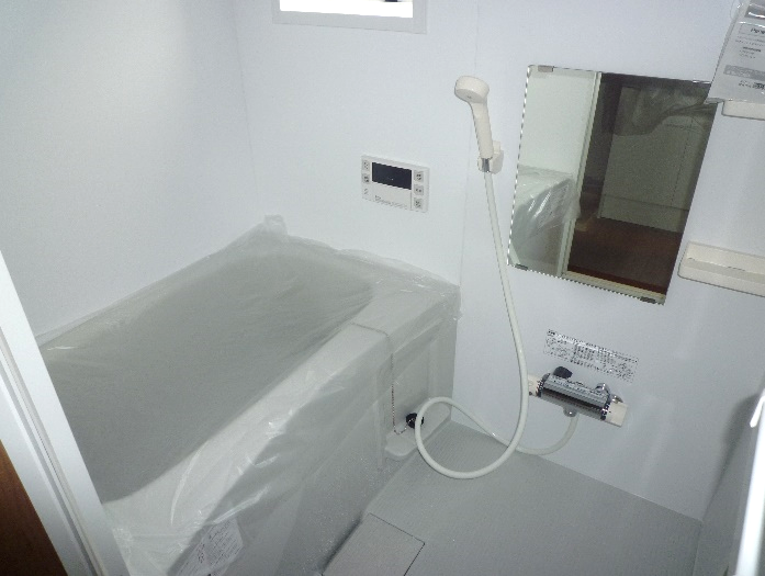 追い焚き式給湯、浴室乾燥機、温水洗浄便座